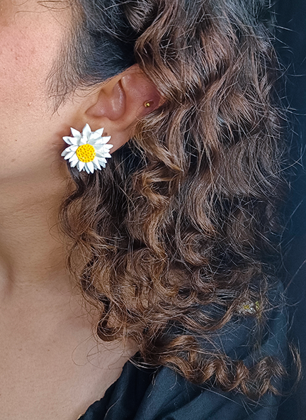 Daisy  - Earring Studs