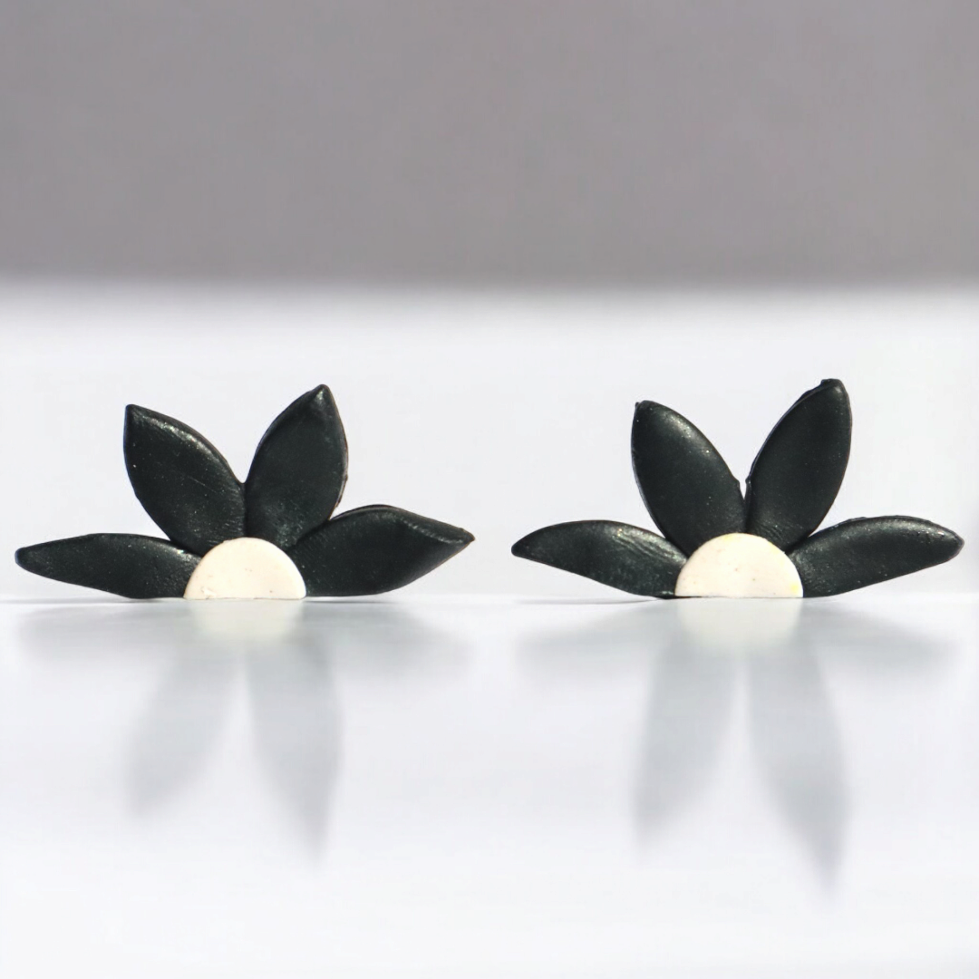 Half Daisy - Earring Studs